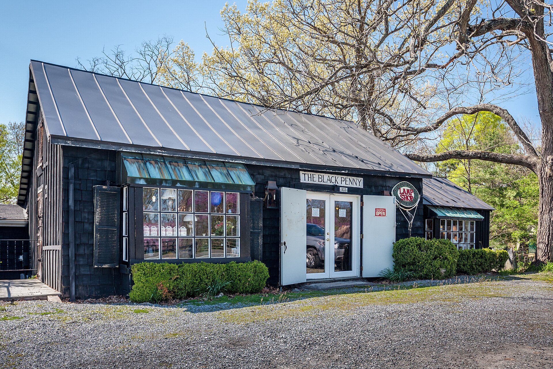 antique shop rural New England