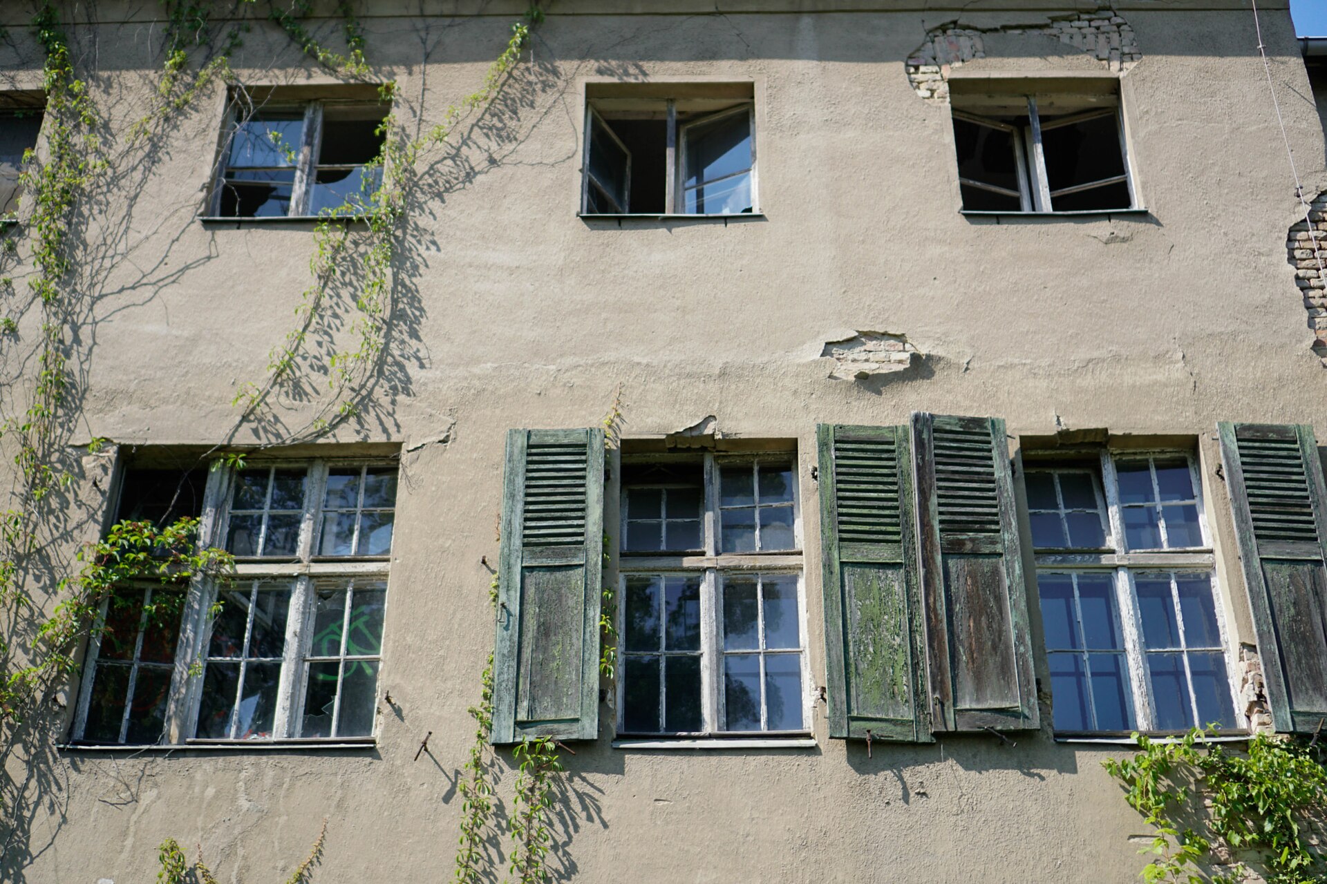 abandoned sanatorium building exterior