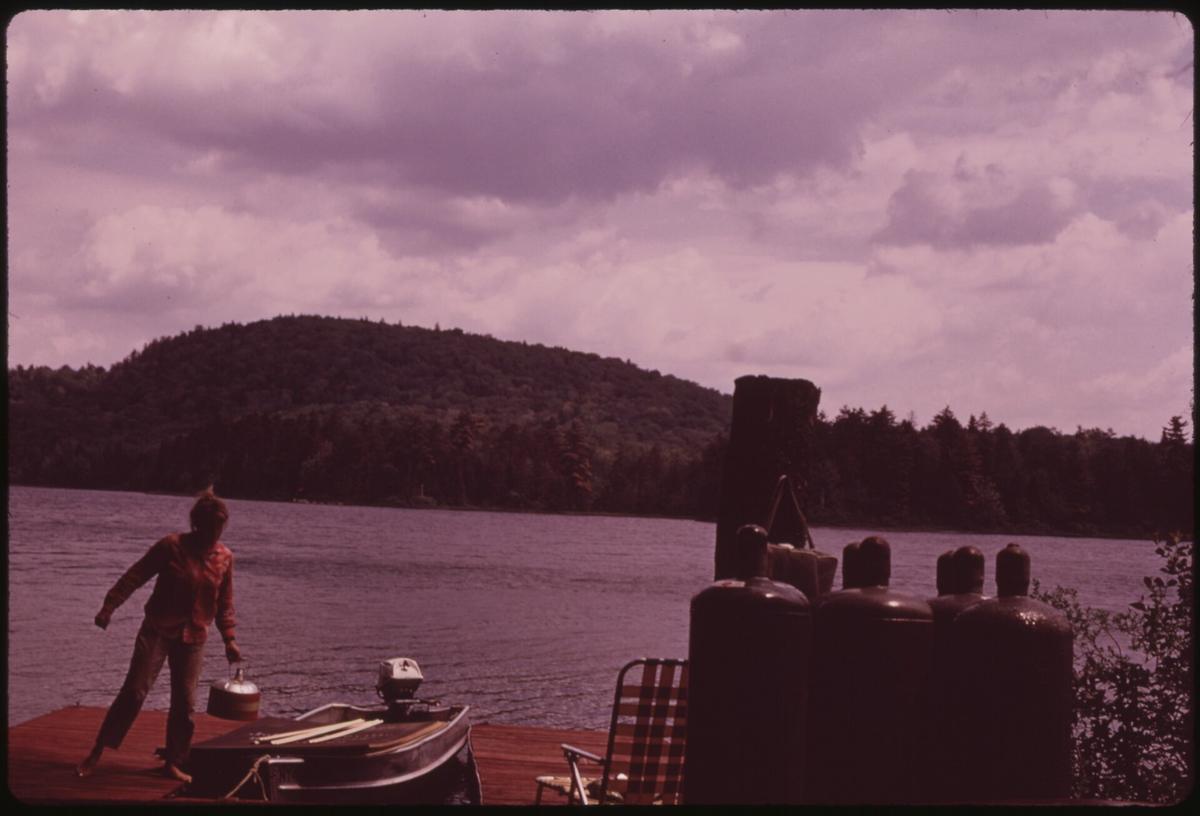 Adirondack lakeside cabin
